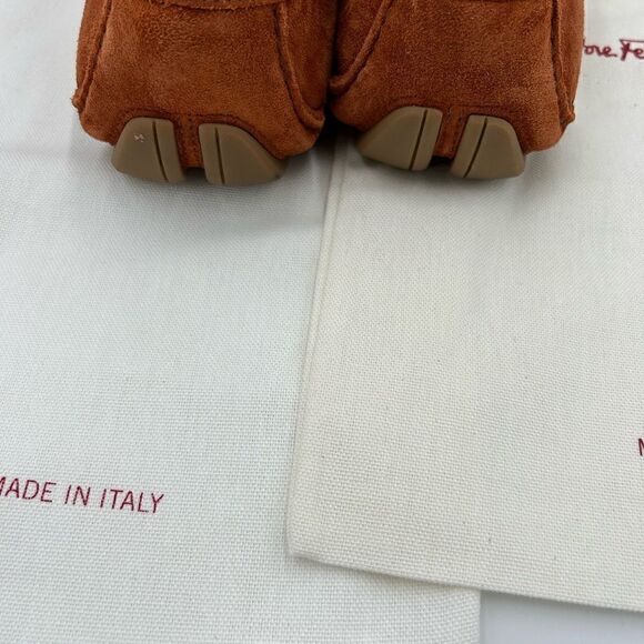 Men’s Salvatore Ferragamo suede driver loafers size 9E made in Italy